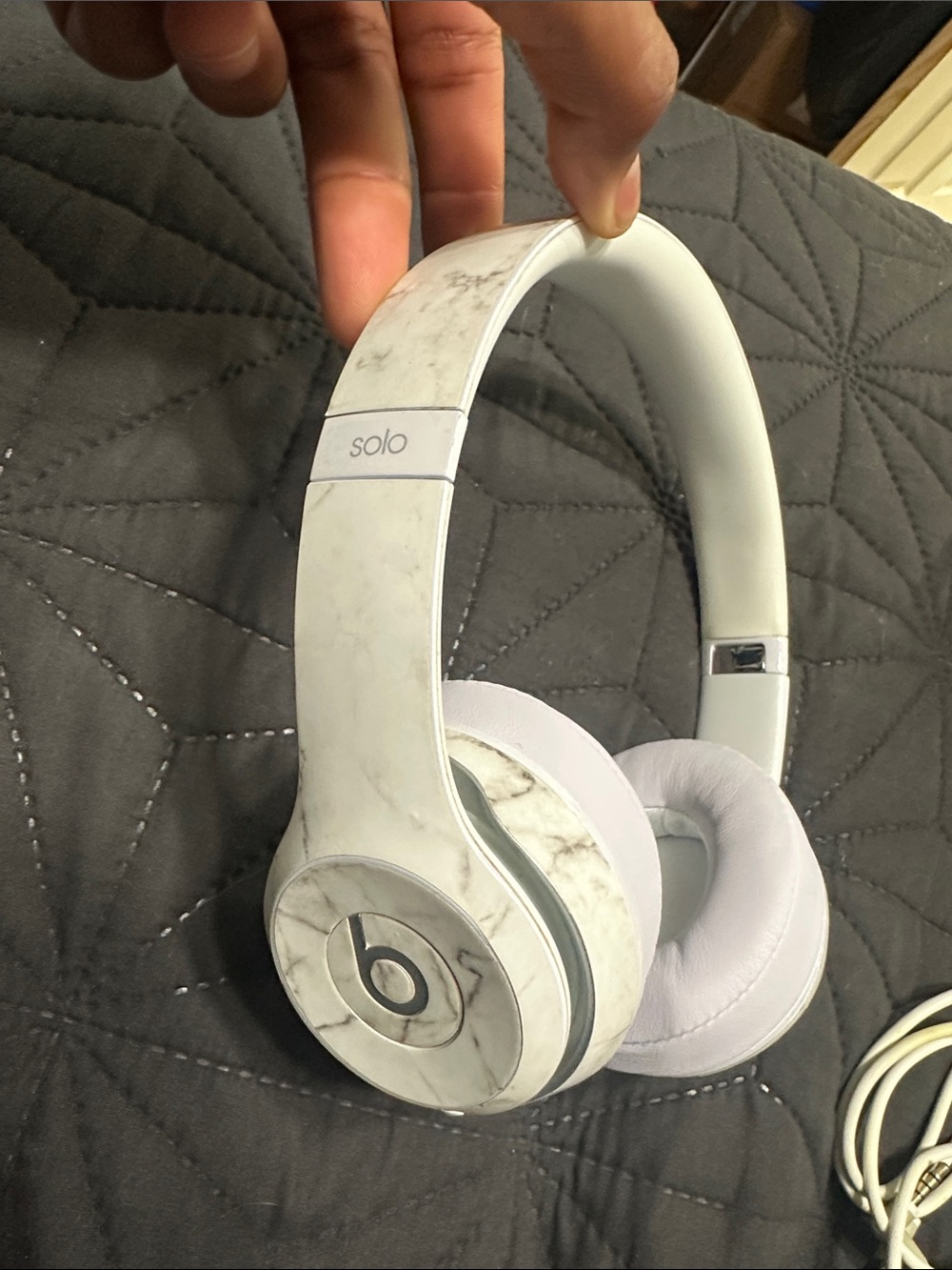 Beats by Dre Solo On-Ear Headphones in White Marble